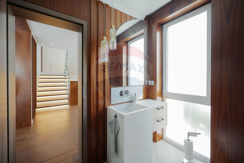 5 room House / Villa for sale, Dealuri Oradea area