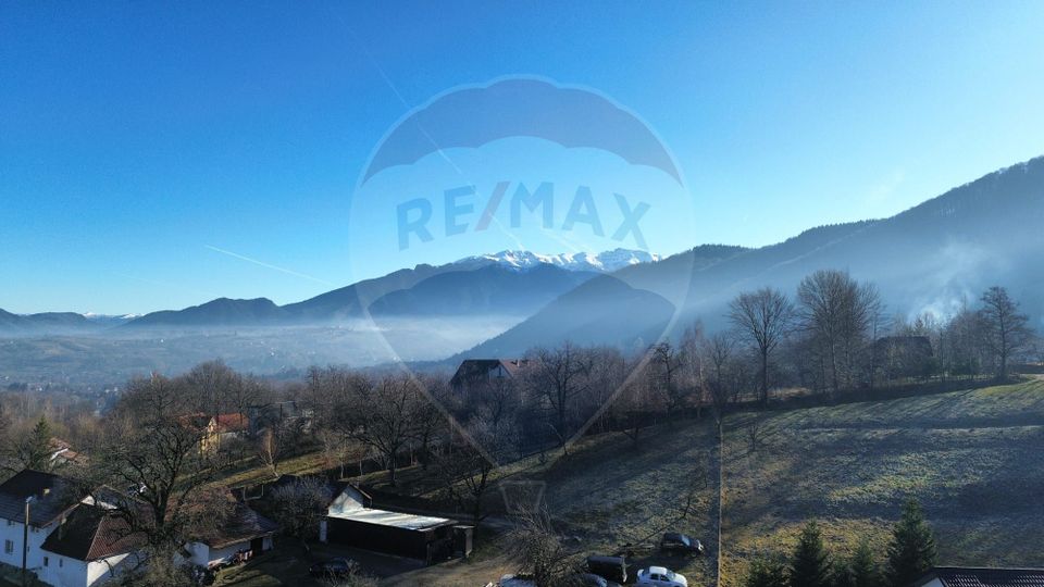 Casă / Vilă cu 7 camere   în zona Bran-Tohanita