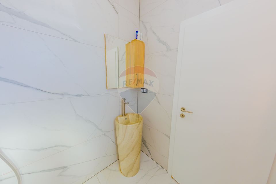 4 room House / Villa for sale