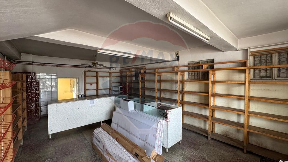 155sq.m Commercial Space for rent, Central area