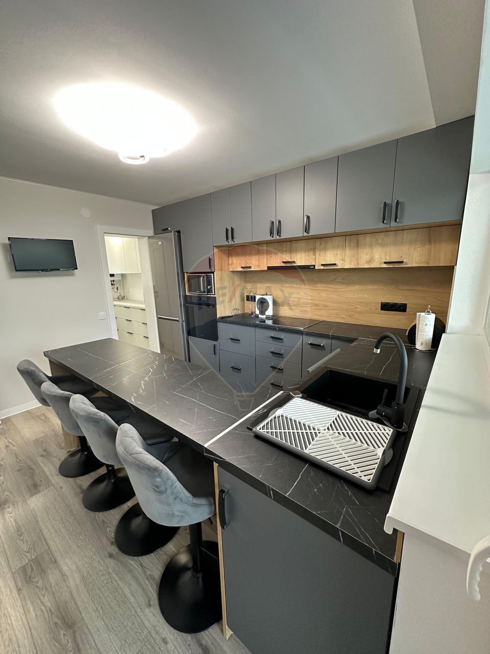 CASA DE LUX  4 CAMERE DE INCHIRIAT SELIMBAR