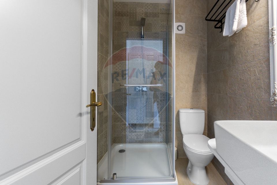 VILA IN MURIGHIOL | IESIRE LA LAC, DELTA DUNARII SI PISCINA | 6 CAMERE