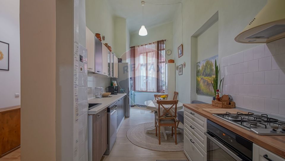 REZERVAT | 3 CAMERE 113 CU PARCARE | 4M INALTIME | CENTRU ISTORIC