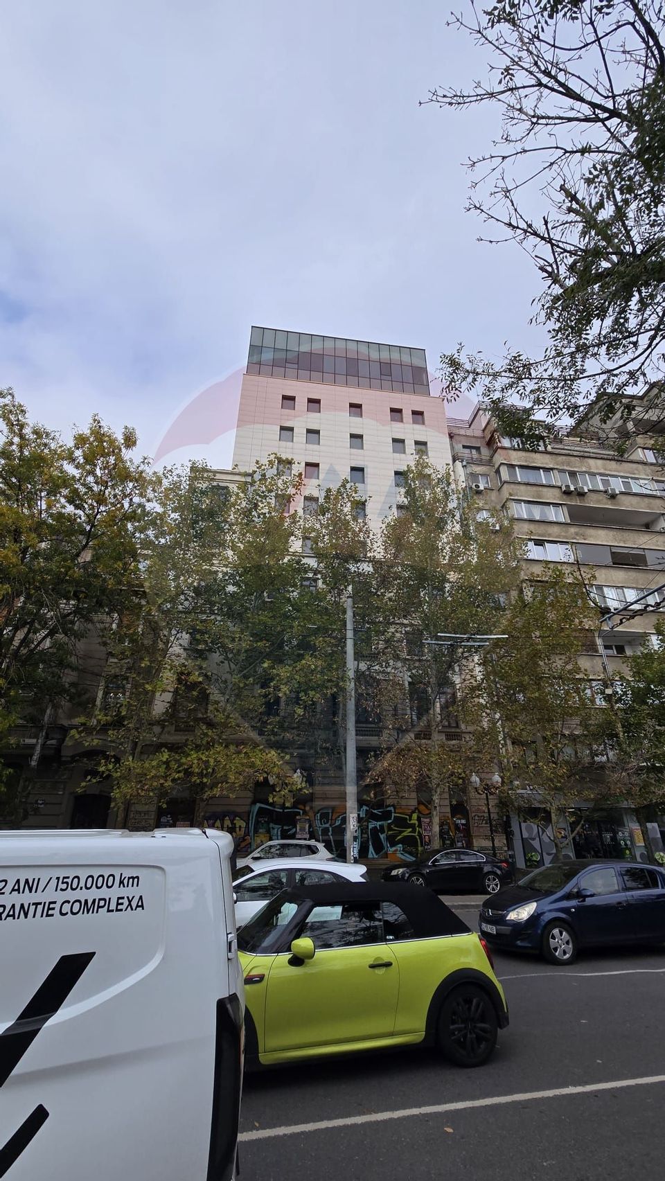 DE VANZARE  Hotel 66 camere zona Rosetti