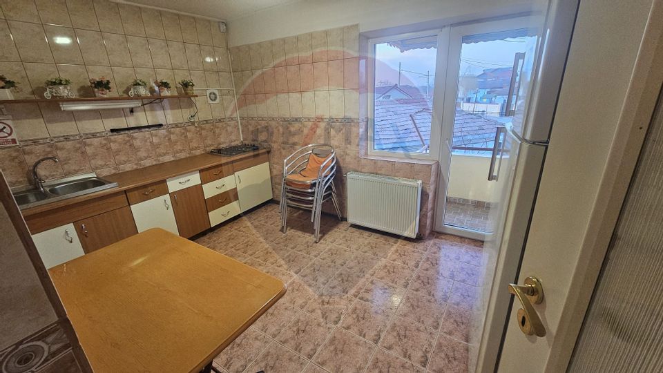 3 room Apartment for rent, Brestei area