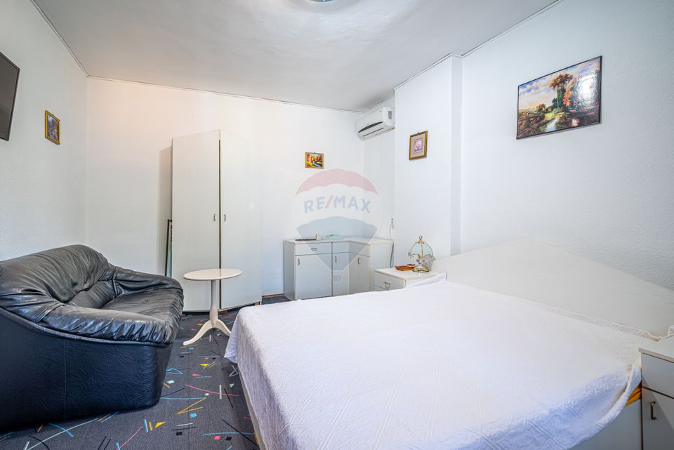 Casă 5 camere + demisol, teren 1560 mp / Filipestii de Padure