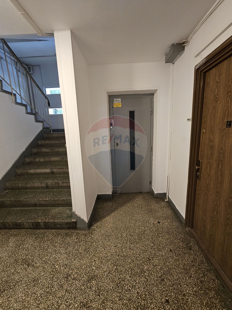 Apartament 2 camere zona Iancului - aleea Avrig, langa Parc !