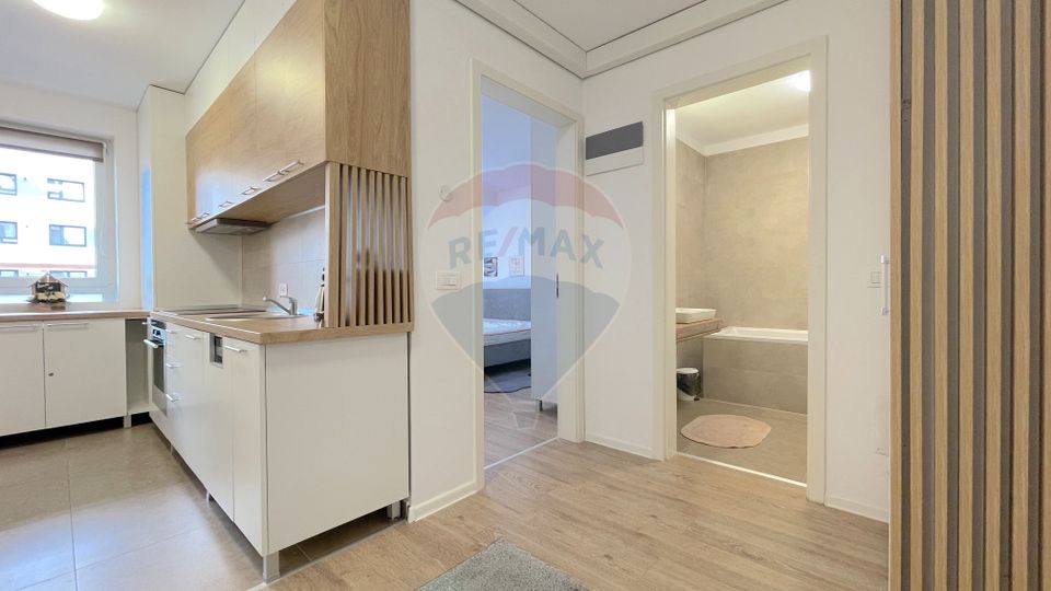 2 room Apartment for rent, Tractorul area