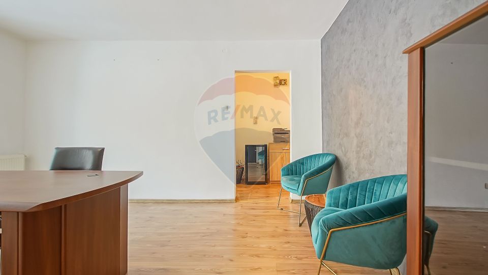 SPATIU 40 MP UTILI CU VAD | BULEVARDUL ALEXANDRU VLAHUTA NR. 21 |