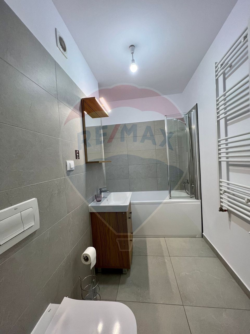 Apartament nou, prima utilizare - 2 Camere + Parcare