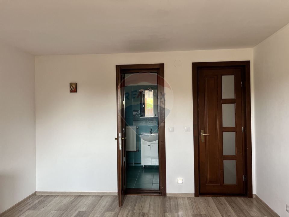 Casă de vânzare – Comuna Berceni, Strada ZânelorCasă / Vilă