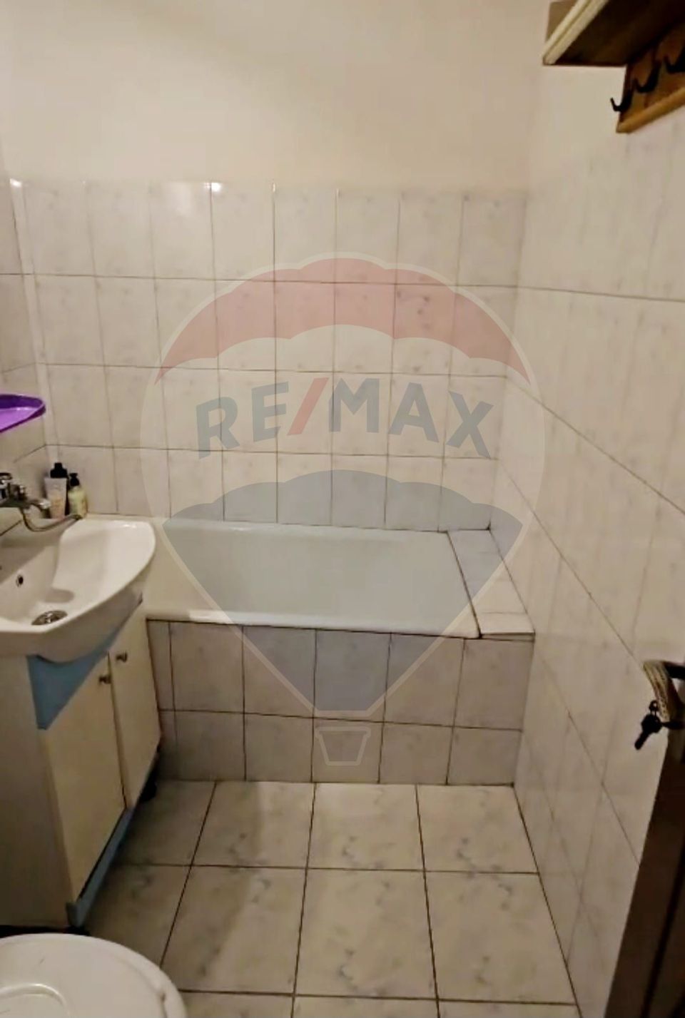 GARSONIERA  decomandata, cu priveliste  - DE VANZARE- BV/  str Traian!