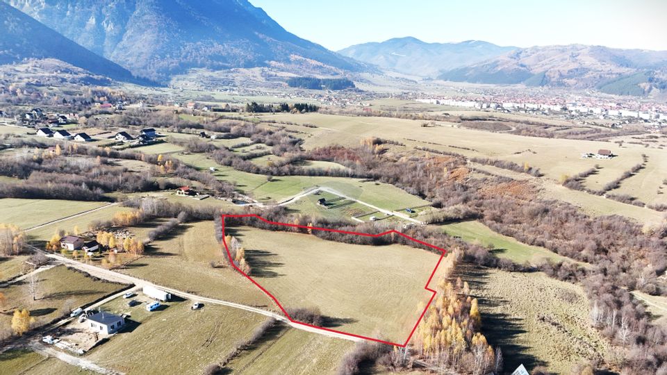 Land 17,100sqm Zarnesti / Strada Tohanita