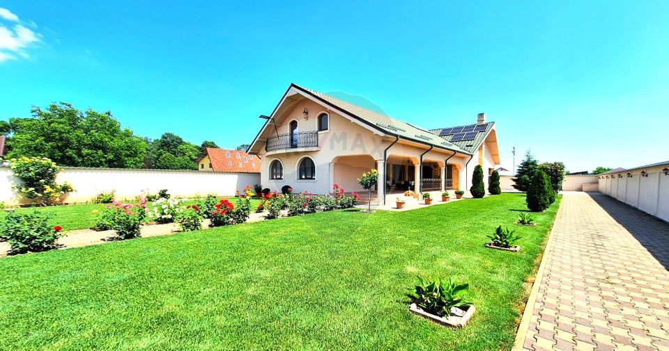 4 room House / Villa for sale