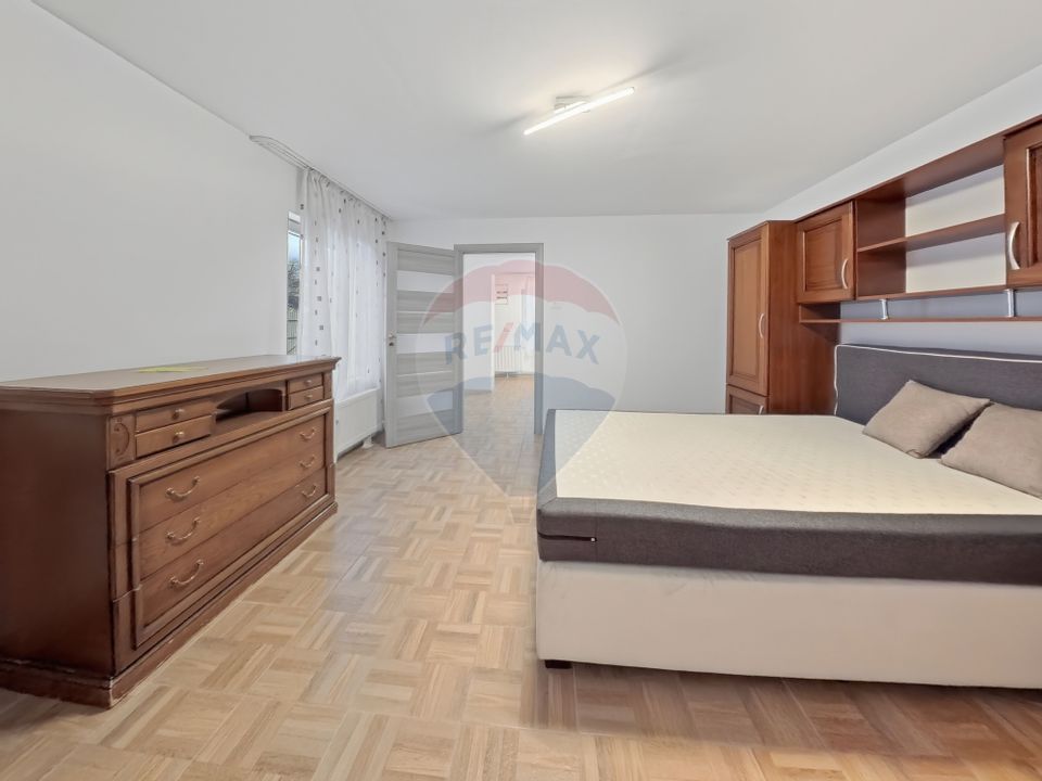 5 room House / Villa for sale