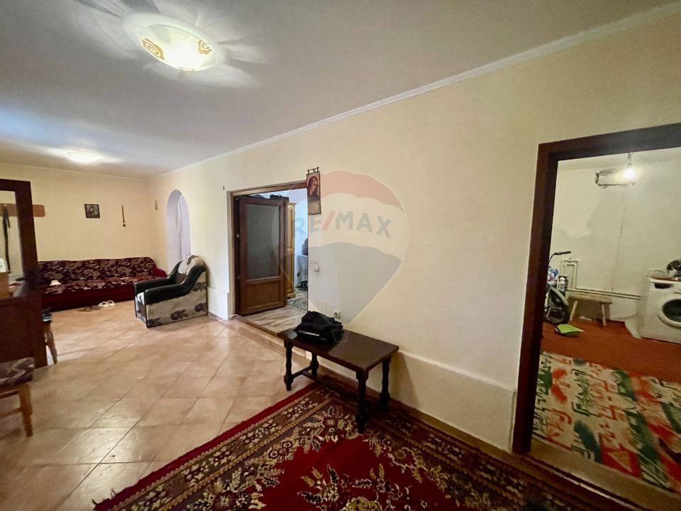 Casă cu 3 camere Movilita