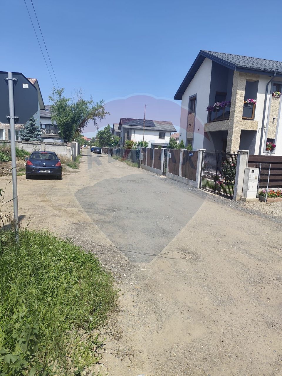 Land 410sqm Pantelimon With authorization / Rascoalei Street