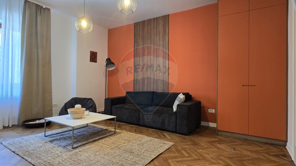 Apartament cu 2 dormitoare I de închiriat I Centru