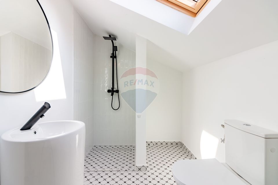 Casă individuala în Aviatiei, adiacent Bulevardul Aerogarii, 4xparcare