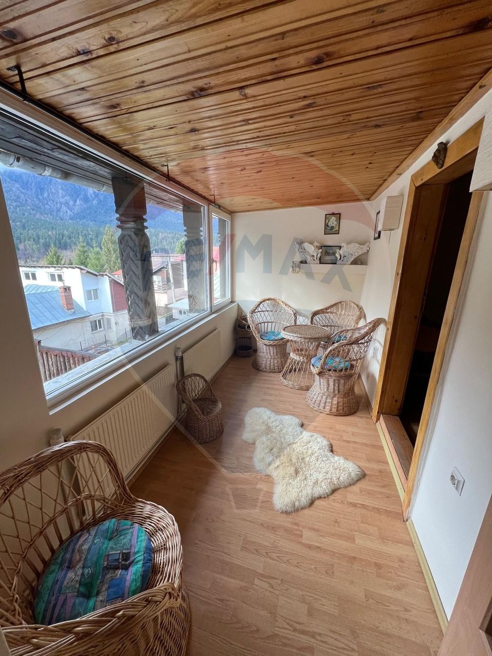 Casă cu poveste în Zamora, Bușteni