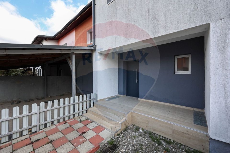4 room House / Villa for sale