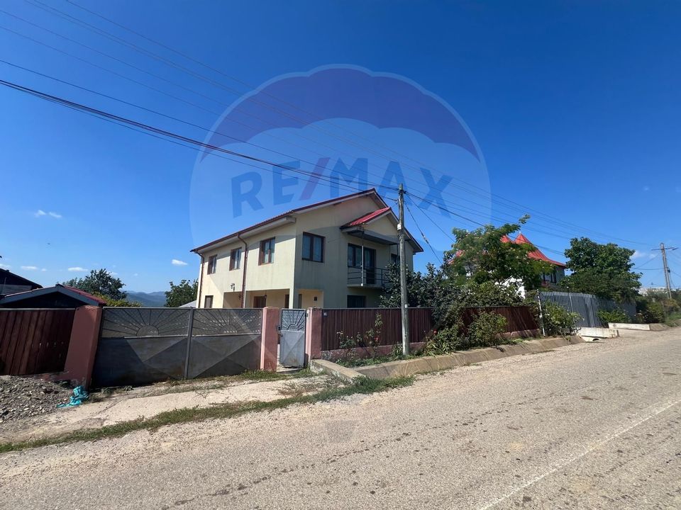 7 room House / Villa for sale