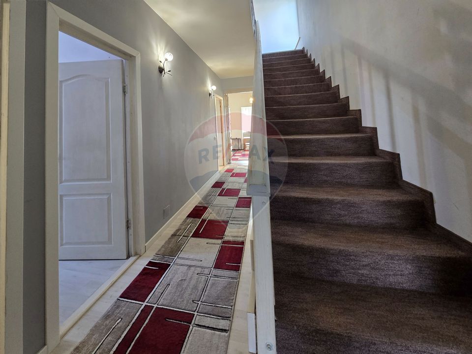 7 room House / Villa for sale