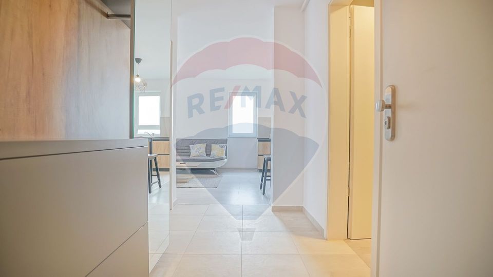 2 room Apartment for rent, Tractorul area