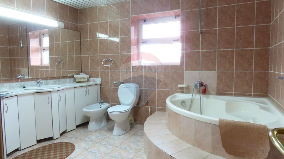 Vila de Vis în Breaza - O Oază de Eleganță și Confort