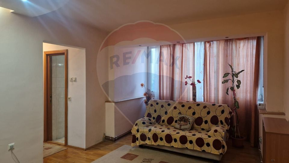 Apartament cu 4 camere de închiriat/ pet friendly/ cazare muncitori