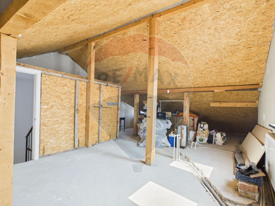 Casa familiala 5 camere, 4 bai, complex nou, Otopeni