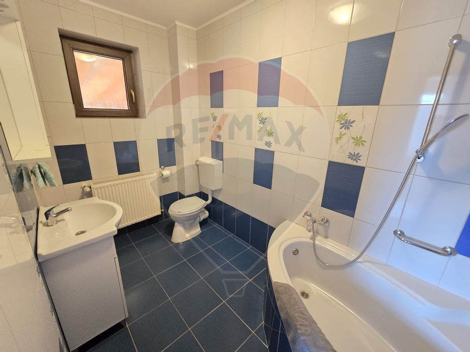 10 room Hotel / Pension for sale