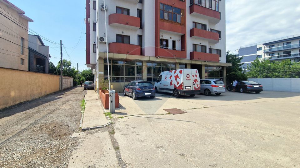 790.35sq.m Commercial Space for sale, Prelungirea Ghencea area