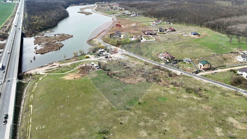 Land 10,000sqm Branesti / Strada Soarelui
