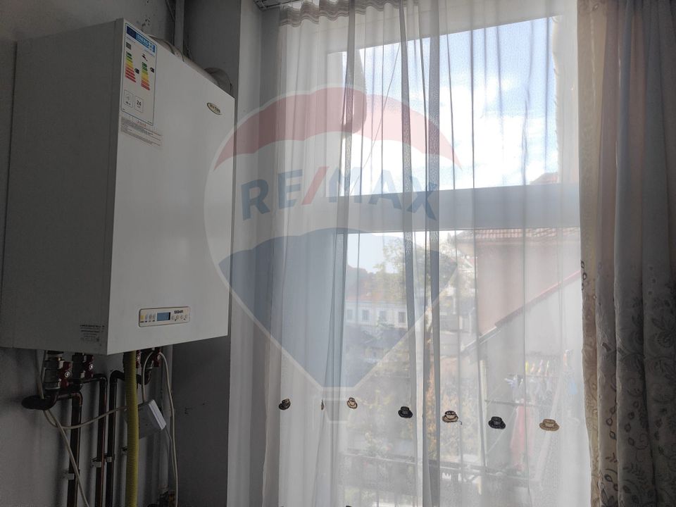 5 room Apartment for sale