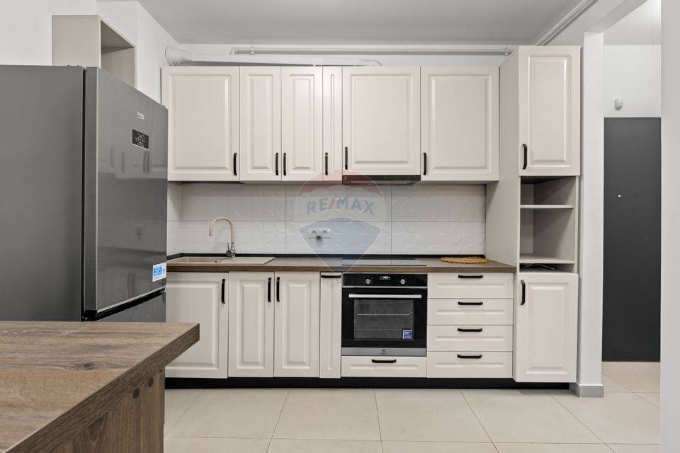 Apartament 2 camere de închiriat în Adora Park, loc de parcare inclus