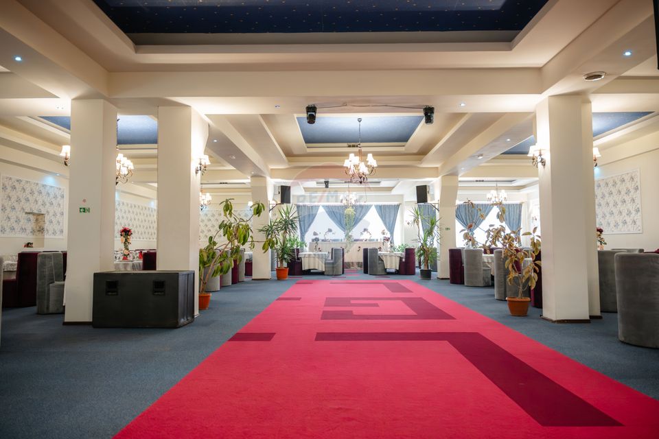 1,132sq.m Commercial Space for sale