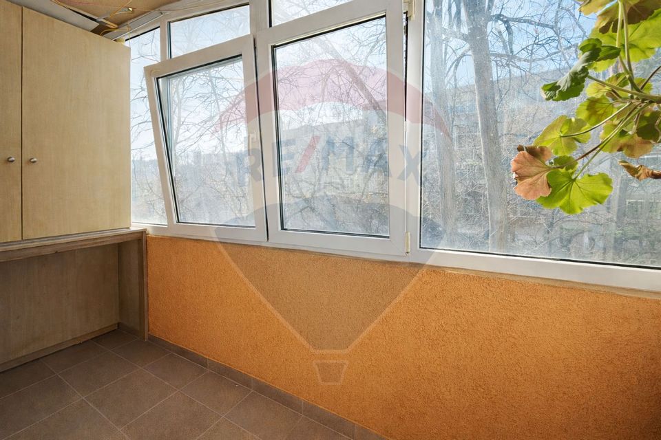 Apartament cu 3 camere de vânzare în zona Tomis Nord Constanta