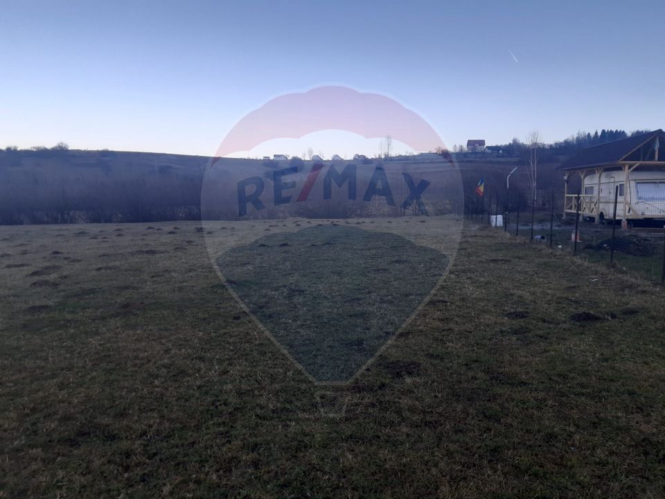 Teren 1,404mp Zarnesti / Strada FN