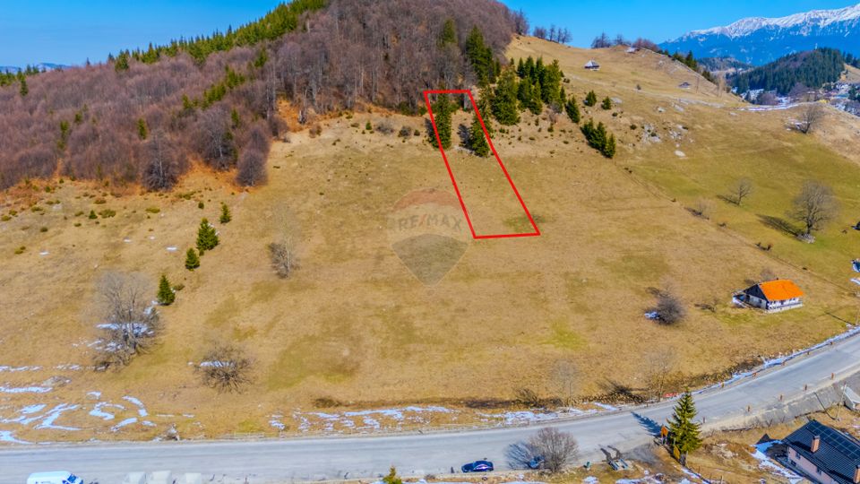 COMISION 0% Teren 2,028mp Fundata/ Intravilan