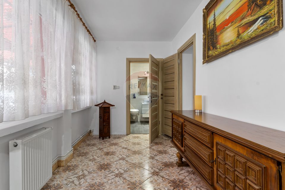 Casă de vânzare în Pecica – teren generos, utilată și mobilată complet