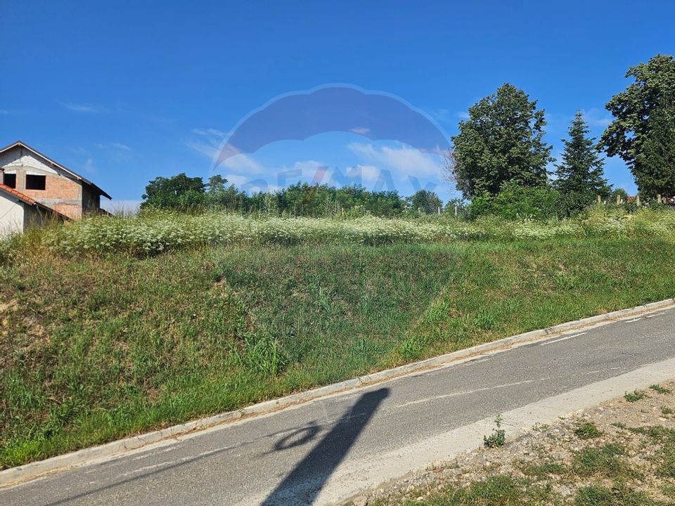 Land 2,390sqm Fantanele (Hemeius) / Aleea Teilor