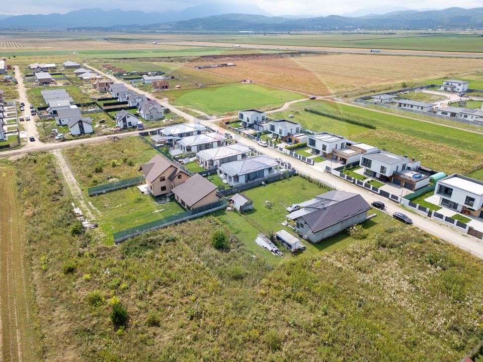 Land 1,173sqm Cristian / Strada Nicolae titulescu