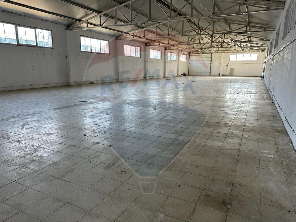 2,100sq.m Industrial Space for sale, Oltenitei area
