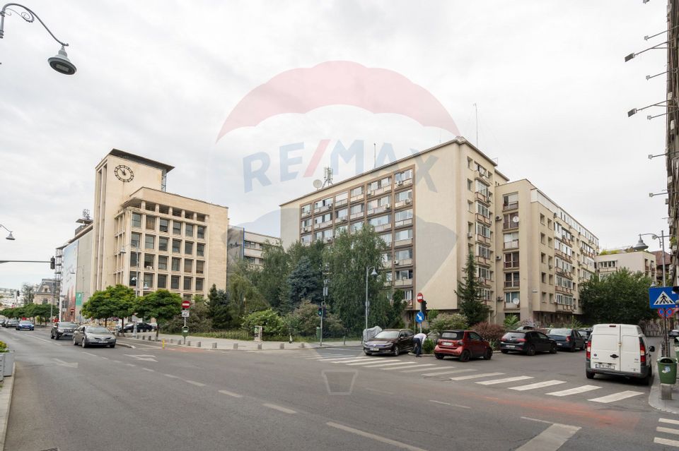 Apartament Calea Victoriei renovat mobilat, utilat partial bloc solid