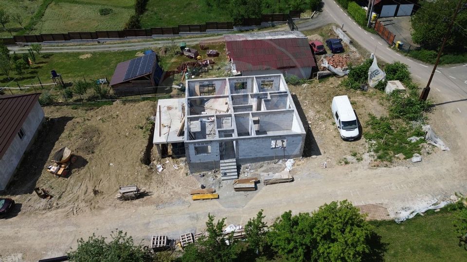 DE VÂNZARE – Casă modernă pe un singur nivel, Tăuții de Sus