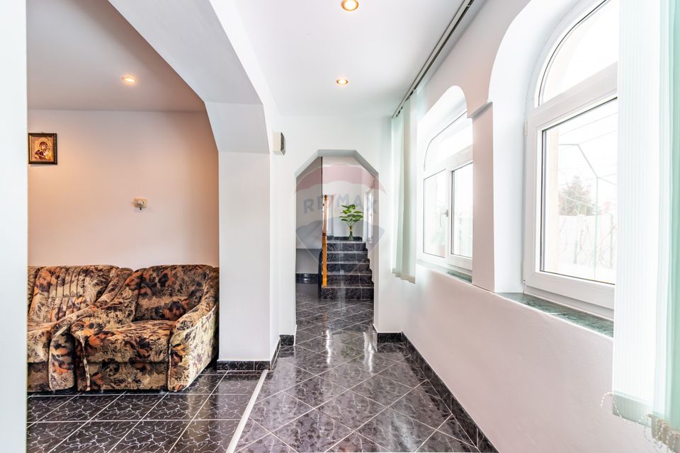 Casă / Vilă de vânzare Picior de Munte, Dambovita