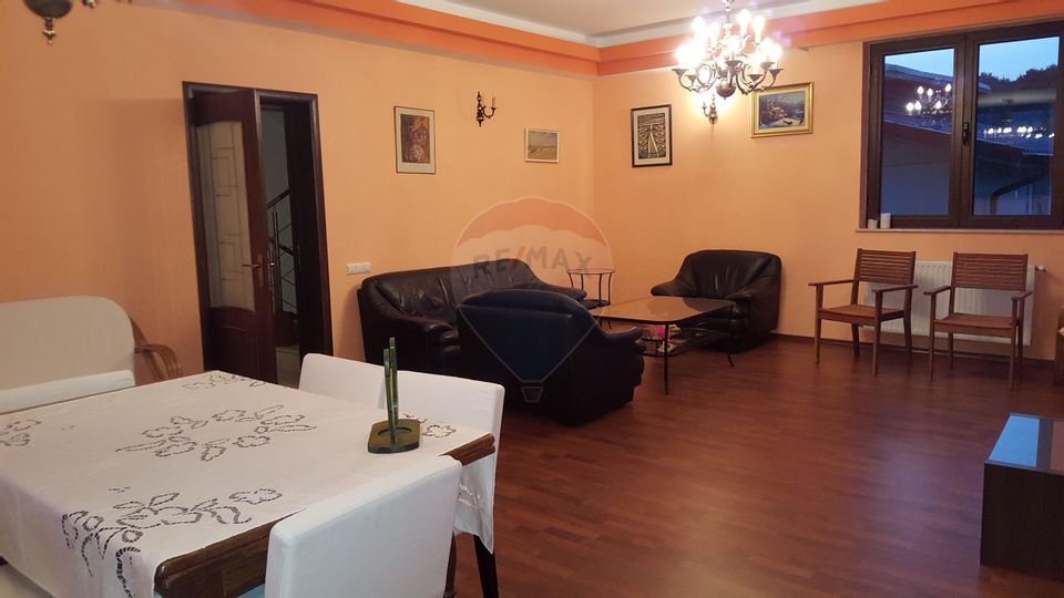 6 room House / Villa for sale