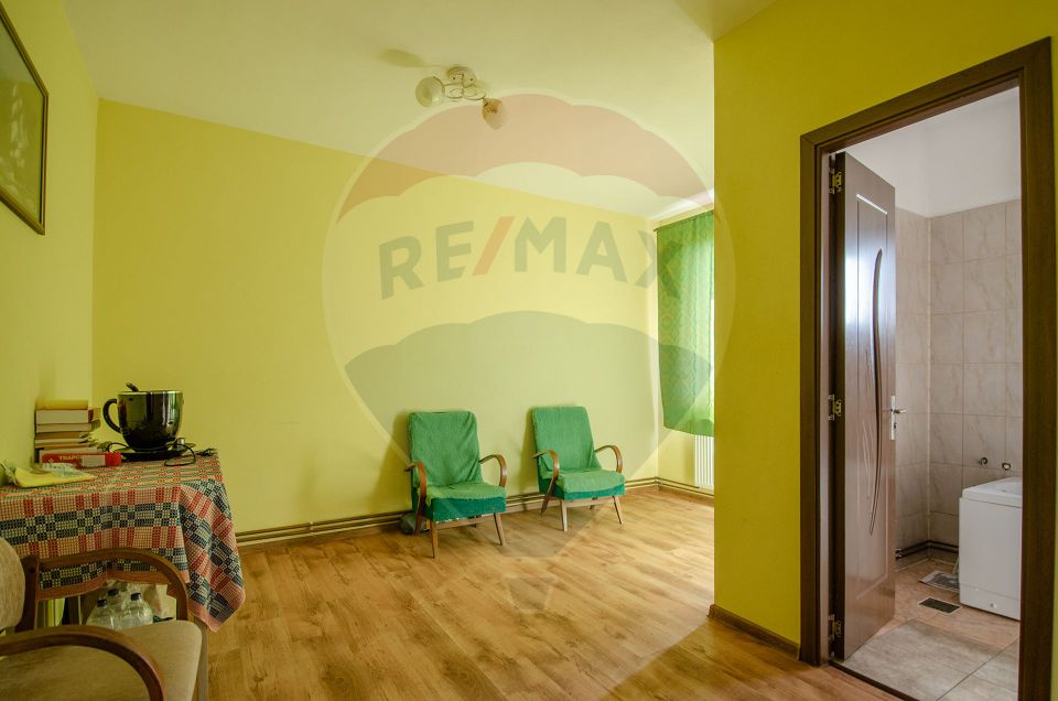 Casa + teren + hala de vanzare in Beregsau – 0% Comision