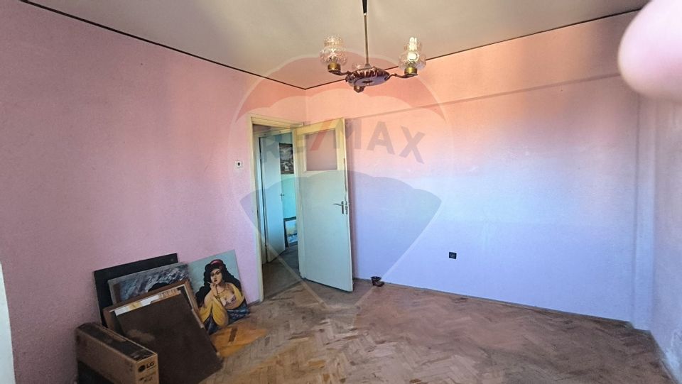 Apartament 2 camere de vanzare